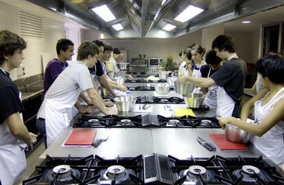 Un grupo de jóvenes, en una actividad anterior del Basque Culinary Center.