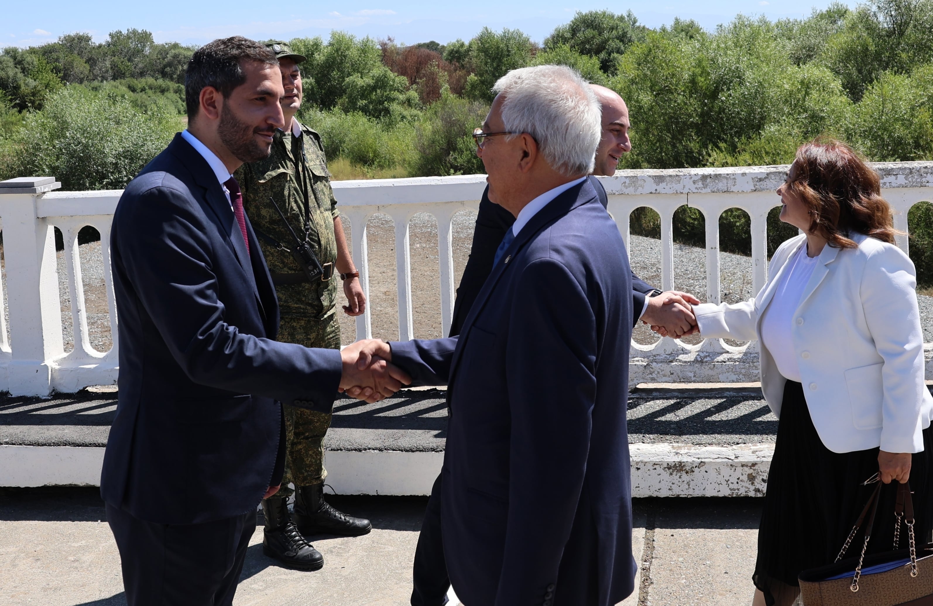 Carreteras y ferrocarriles por la paz en el Cáucaso: el plan de Armenia para convertirse en una confluencia de rutas