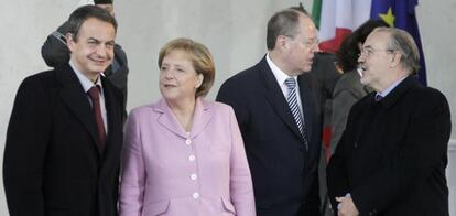 Zapatero, Merkel, Steinbrueck y Solbes.