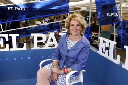 Esperanza Aguirre, en El País