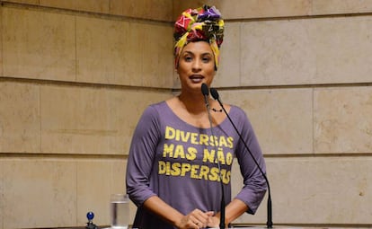 Marielle Franco em foto tirada em 28 de novembro de 2017 na Câmara Municipal do Rio de Janeiro 