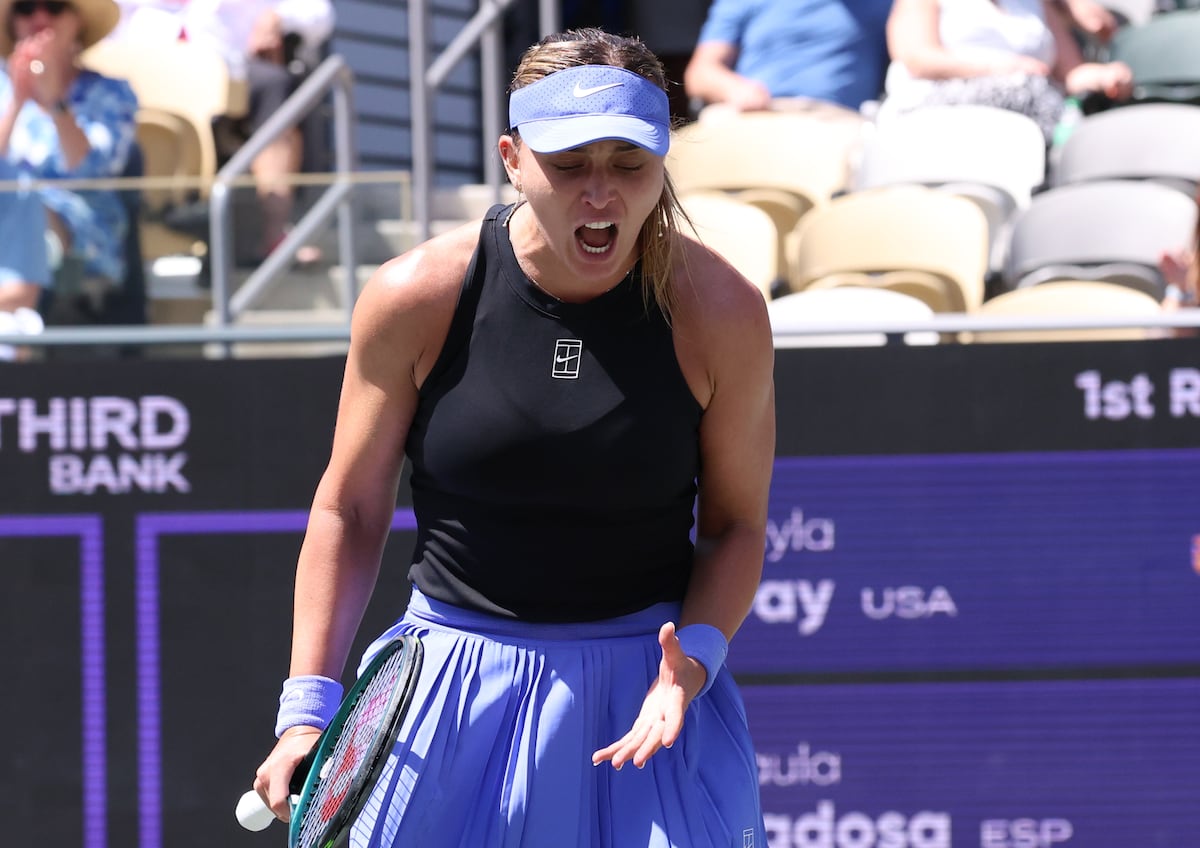 Paula Badosa’s Roland Garros Hopes Fade After Shocking Loss in Linz