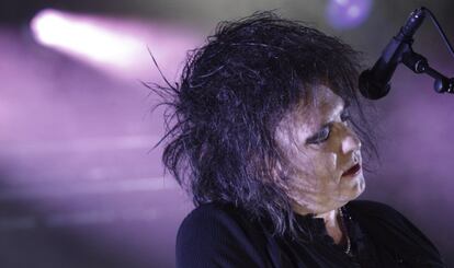 Robert Smith, de &#039;The Cure&#039;, en el concierto de este viernes.