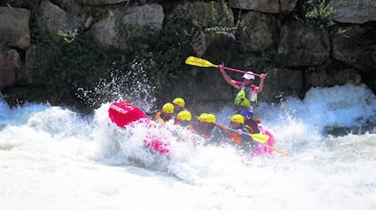 Rafting en el río Garona, Valle de Arán (Lleida).
