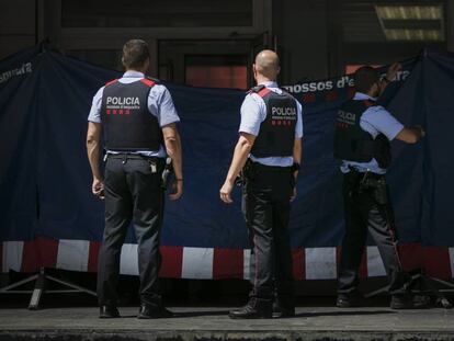 Mossos d'Esquadra en Barcelona.