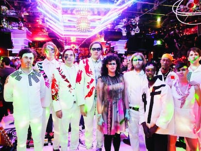 The Arcade Fire: els canadencs s&oacute;n tot un espectacle en escenaris grans i atape&iuml;ts.