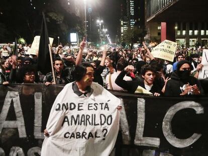 Marcha en São Paulo por la búsqueda de Amarildo de Souza. 