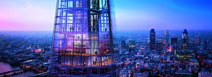 Con su apariencia de astilla de hielo y su triple capa de vidrio para facilitar la climatización, la torre de Renzo Piano ofrecerá acceso al público a un mirador privilegiado desde el piso 80.
