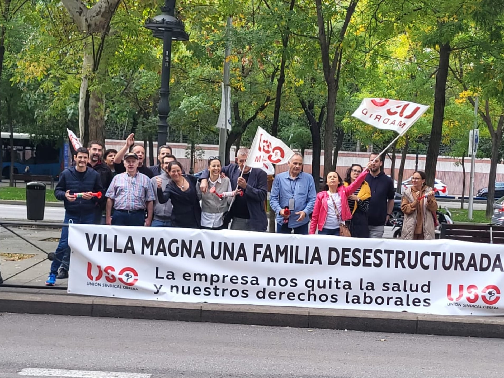 Protesta de trabajadores frente al hotel Rosewood Villa Magna el pasado martes