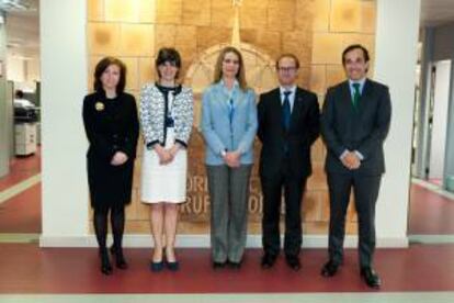 De izquierda a derecha,  Mara Pettit, directora de la Fundacin Grupo Norte; Isabel Cid, directora de Recursos Humanos del Grupo Norte, Miguel Calvo, consejero delegado de Grupo Norte y Ral Diez, director general.