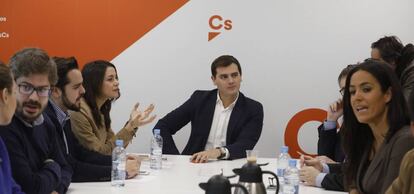 Albert Rivera preside la primera reuni&oacute;n de la Comisi&oacute;n Permanente.