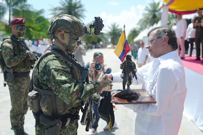 El presidente Gustavo Petro en el aniversario de la Batalla de Boyacá, el 7 de agosto 2025, en Leticia, Colombia. 