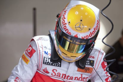 El piloto británico Lewis Hamilton (McLaren) durante la primera sesión de entrenamiento del Gran Premio de Hungría.