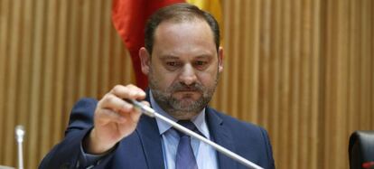 José Luis Ábalos, ministro de Fomento, en su comparecencia en el Congreso de los Diputados.