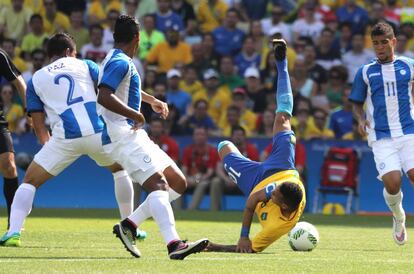 Honduras y Brasil, en semifinales.