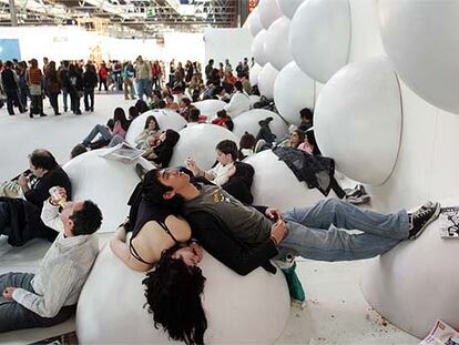 Área de descanso 'Arch Lab Esfera' (2005), de Ausma, Esteban y Garraza.