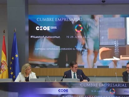 Fátima Báñez, coordinadora del proyecto ‘Empresas que ayudan’ de la Fundación CEOE; Antonio Garamendi, presidente de CEOE, Miguel Carballeda, presidente de la Fundación ONCE; e
 Isidre Fainé, presidente de la Fundación la Caixa
 