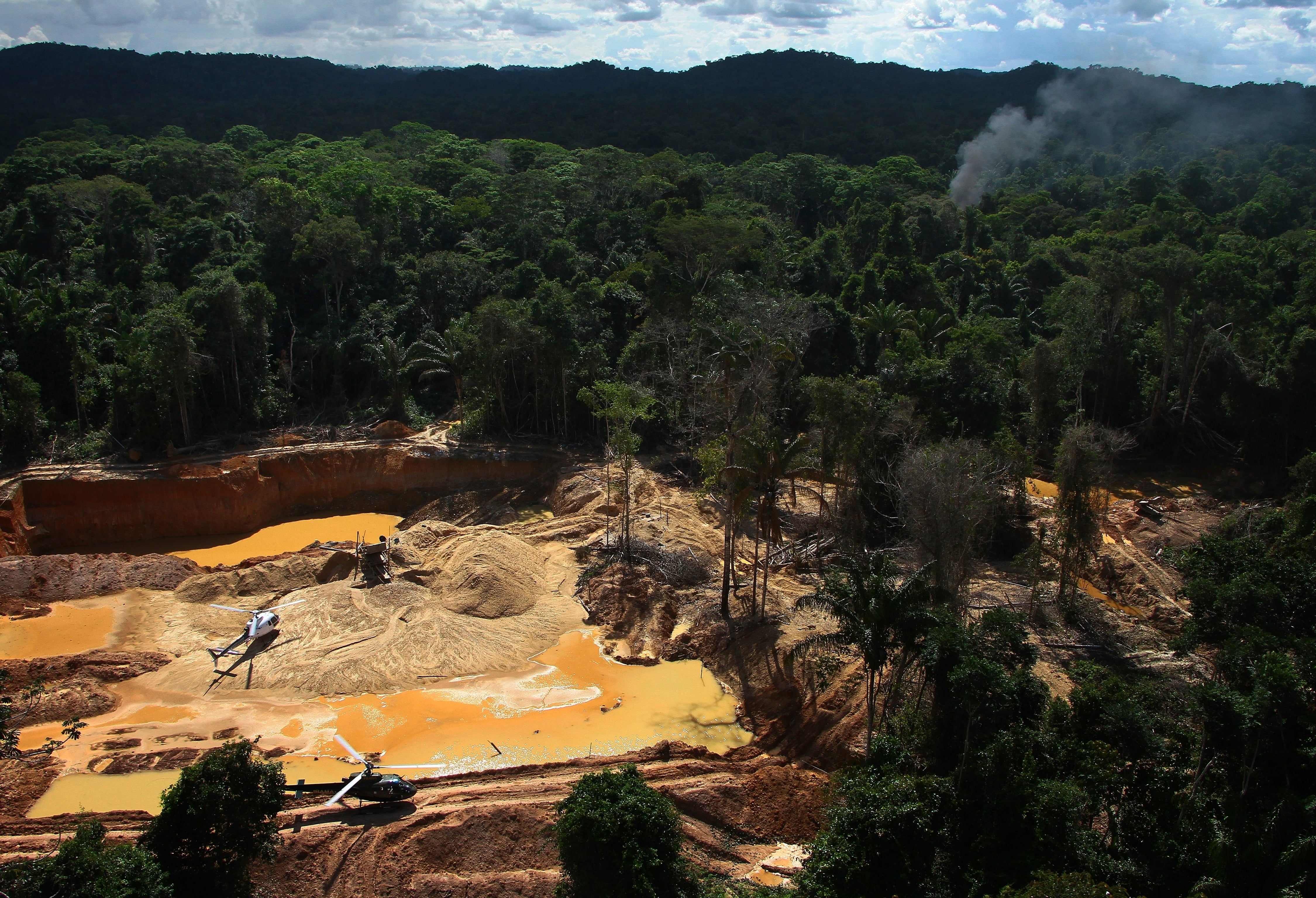 Oro a cualquier costo: el aumento del precio del metal multiplica los crímenes ambientales