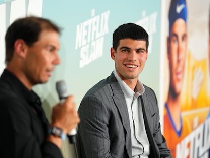 Rafa Nadal y Carlos Alcaraz en un evento el pasado sábado previo al Netflix Slam en el hotel Mandalay Bay Resort de Las Vegas.