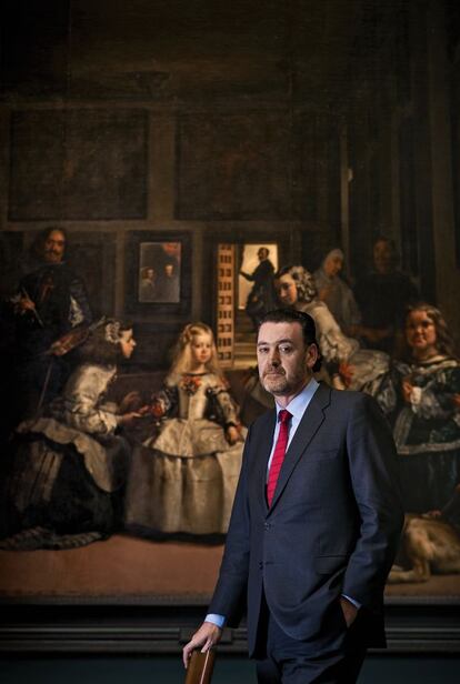 Miguel Zugaza, director del madrileño Museo del Prado, posa junto a 'Las meninas', de Velázquez. “Es el cuadro más conceptual de la historia del arte, por encima y más complejo que ‘La fuente’, de Marcel Duchamp”