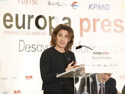 La ministra para la Transacción Ecológica, Teresa Ribera, interviene durante el Desayuno Informativo de Europa Press en Madrid.