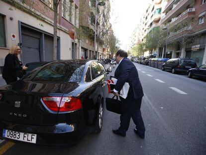 Iceta, sortint del PSC cap a la reunió amb Domènech.