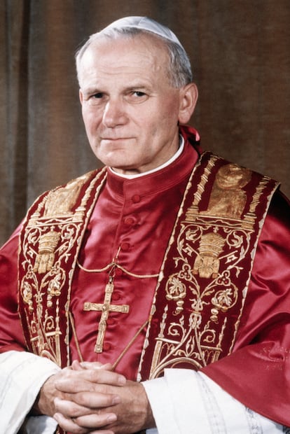 Retrato oficial del papa Juan Pablo II.
