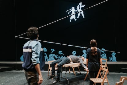 Una escena de la obra 'Terra Baixa', en el Teatre Lliure.