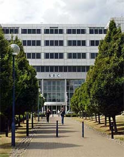 Edificio central de la sede de la BBC en Londres.