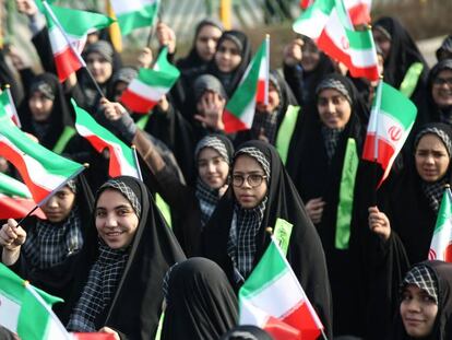 Mujeres iran&iacute;es celebran el pasado febrero el aniversario de la Revoluci&oacute;n Isl&aacute;mica en Teher&aacute;n.