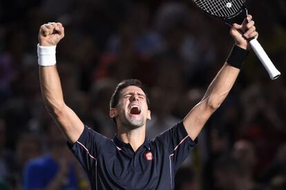 Djokovic celebra su victoria.