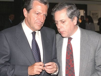 Adolfo Suárez y Miguel Ángel Aguilar, en 1995.