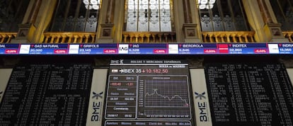 EL IBEX 35, TOTALMENTE EN ROJO, PIERDE UN 0,64 % PERO MANTIENE LOS 10.200