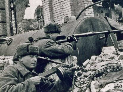 Soldats russos al setge de Stalingrad.