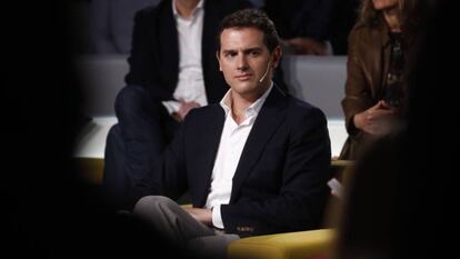 Albert Rivera, este miércoles en un acto del partido. En vídeo, el líder del partido no responde preguntas sobre el fraude. 