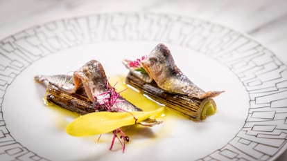 Anchoas del cantábrico del menú del chef José Pizarro en Abu Dabi.