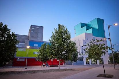 Varios edificios del Parque Tecnológico de la Salud (PTS) de Granada.