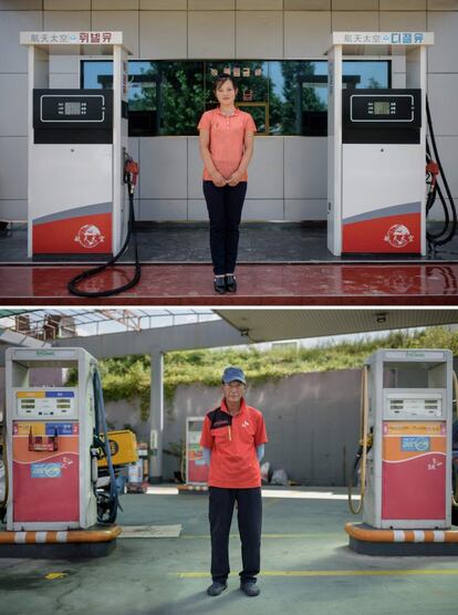Arriba, Kim Su Hyang trabajadora de una gasolinera posa en su lugar de trabajo en Pyongyang, el 24 de julio de 2017. Abajo, un trabajador surcoreano posa junto a los surtidores en una gasolinera cerca de Goyang, el 15 de septiembre de 2017.