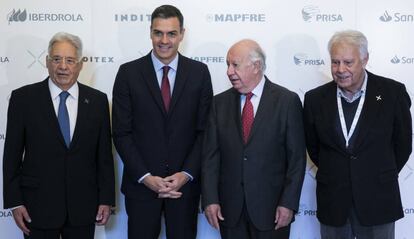 Desde la izquierda, Fernando Henrique Cardoso, Pedro Sánchez, Ricardo Lagos y Felipe González.