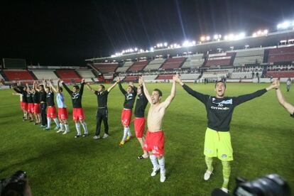 Los jugadores del Celta celebrando el triunfo en Tarragona
