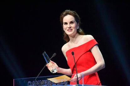 Michelle Dockery agradece su premio Variety Icon Award.