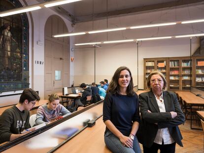 A la izquierda, Eva María Urbano, ingeniera aerospacial. A la derecha, Josefina Maillo, primera mujer licenciada en el campus UPC de Terrassa.