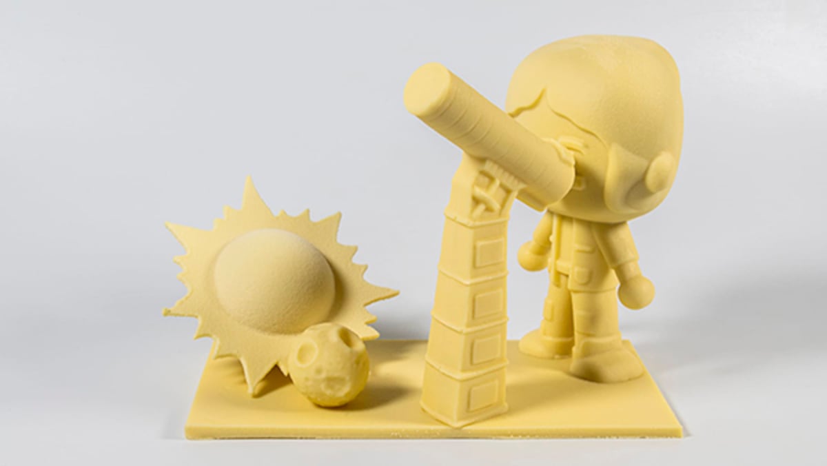 Chutes de chocolate en forma de huevo y otras figuras para Pascua