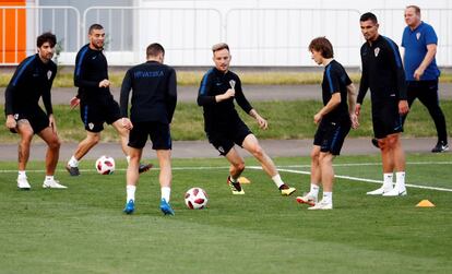 Los jugadores de Croacia, durante el último entrenamiento.