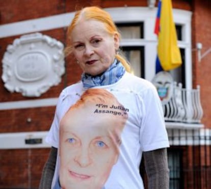 Vivienne Westwood, con su camiseta de Assange.