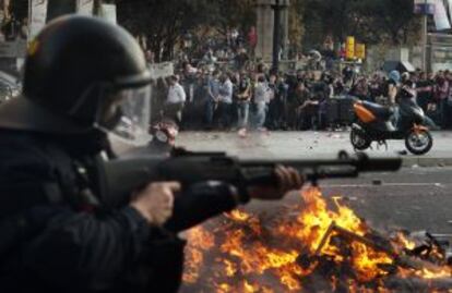 Altercados en Barcelona durante la huelga del 29-M.