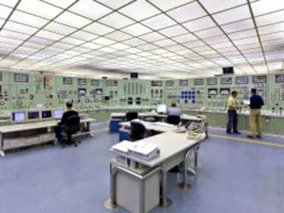 En la imagen, sala de control de la central nuclear de Santa María de Garoña. EFE/Archivo