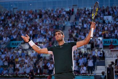 El español celebra un tanto durante la semifinal frente a Djokovic. 
