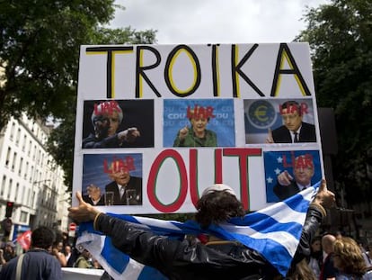 Manifestaci&oacute;n contra la troika y de apoyo a Grecia, el 20 de junio en Par&iacute;s.