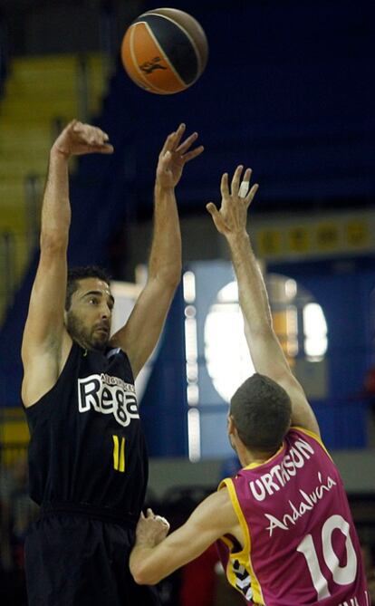 Juan Carlos Navarro, jugador del Barcelona, ante Urtasun.